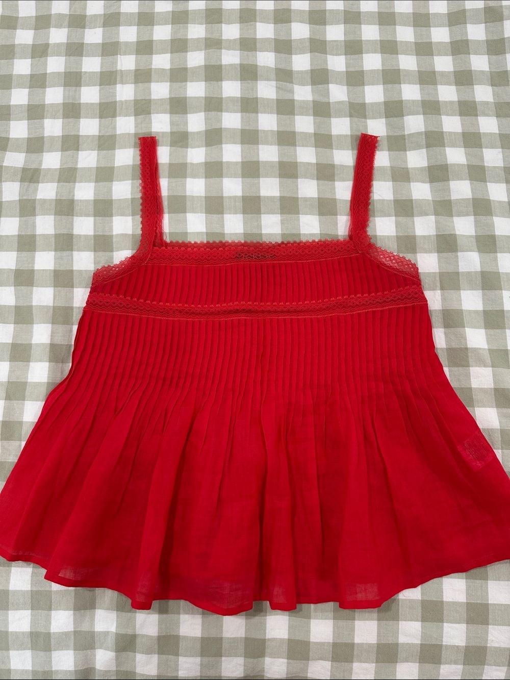 Red Lace-trim tank top in ramie